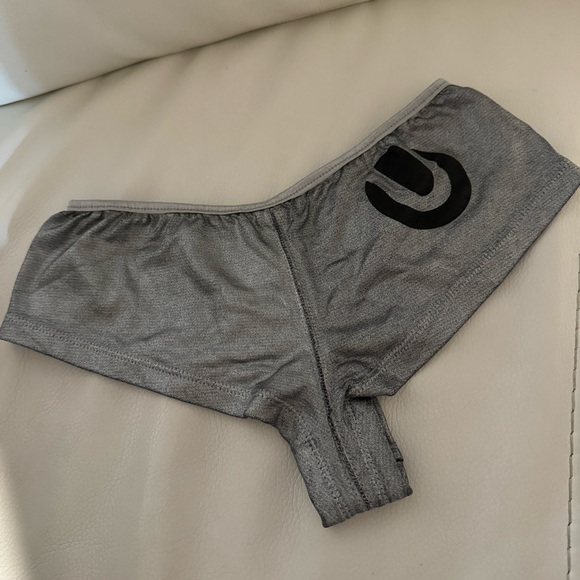 Ultra Music Festival shorties size Small - Picture 6 of 14